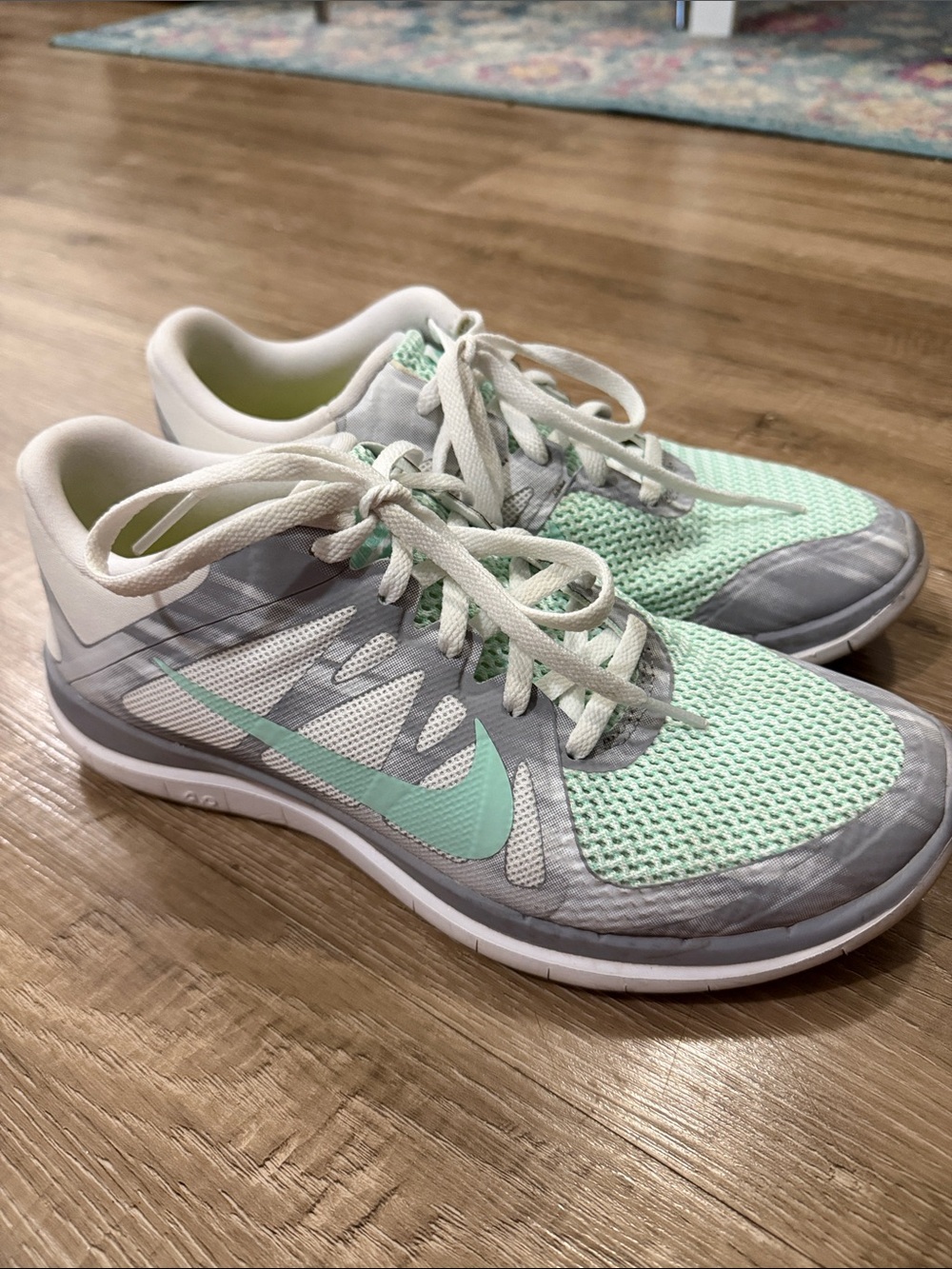 Nike Free 4.0 running shoes